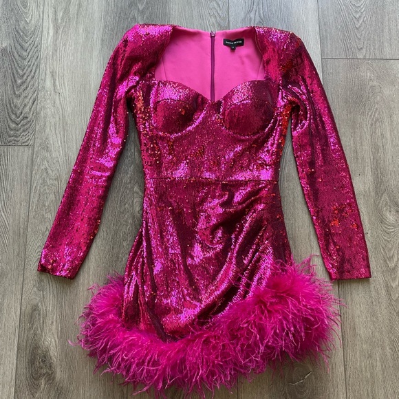 NADINE MERABI Dresses & Skirts - NADINE MERABI MILEY HOT PINK ALL OVER SEQUIN FEATHER MINI PARTY BIRTHDAY DRESS